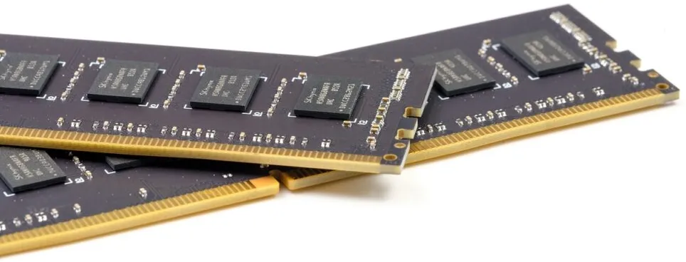 Telefon ve Bilgisayar Fiyatları Neden Artıyor, Ne Kadar Zam Gelecek?